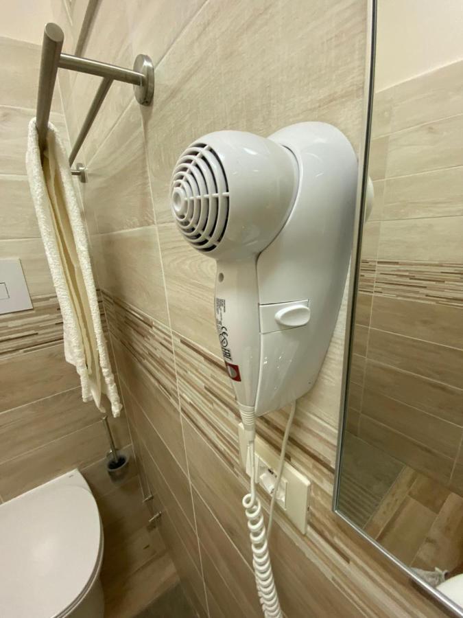 פסקרה Atena Apartments B&B Gold מראה חיצוני תמונה